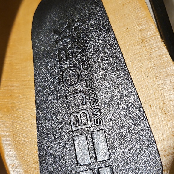 Floral Patterned Women's Clogs - Picture 7 of 10